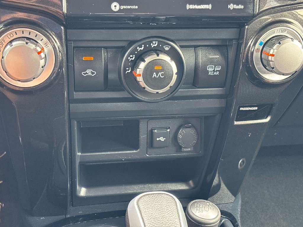 Used 2022 Toyota 4Runner TRD Off-Road AWD/4WD image 25