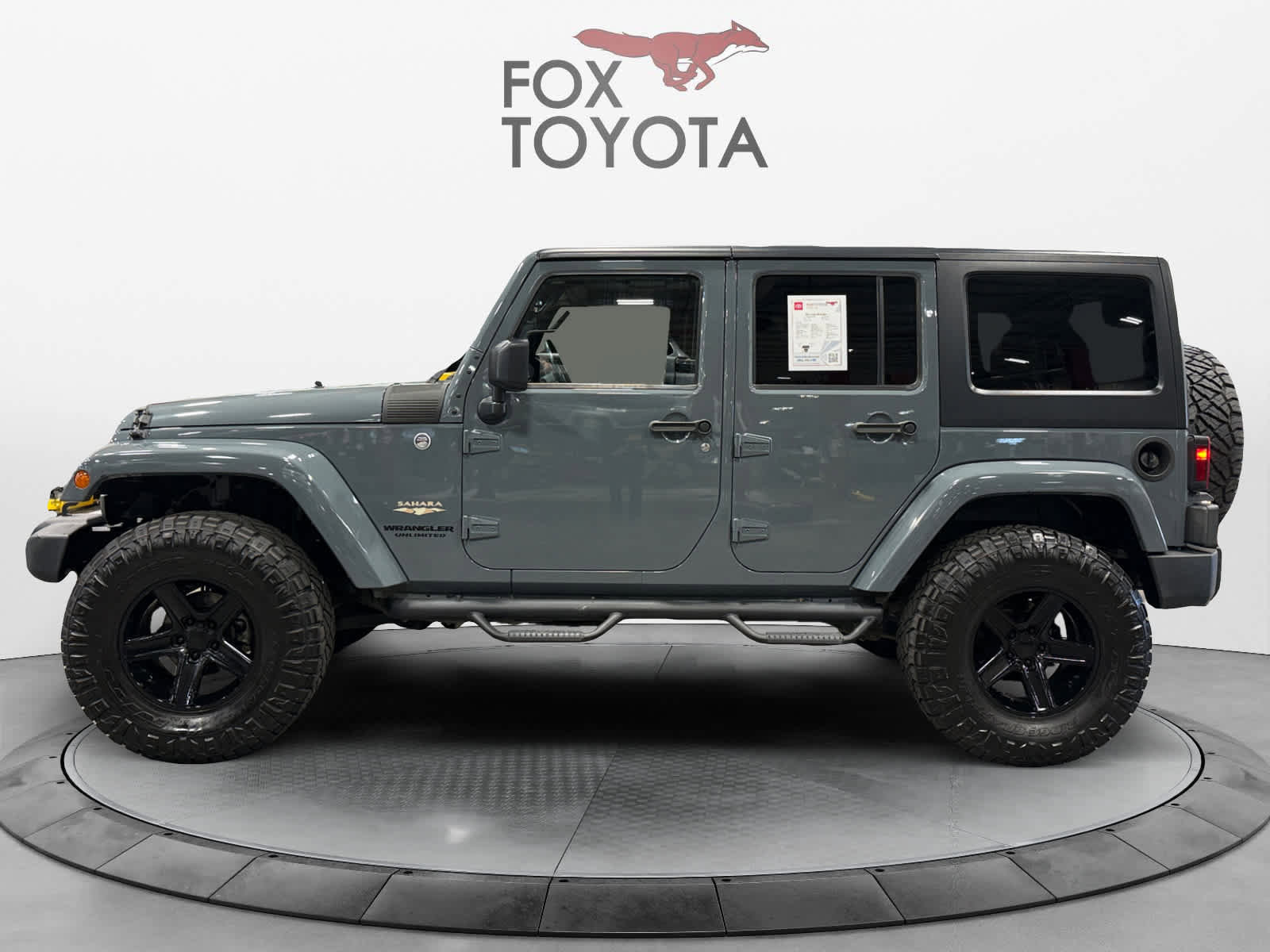 Used 2014 Jeep Wrangler Unlimited Sahara image 3