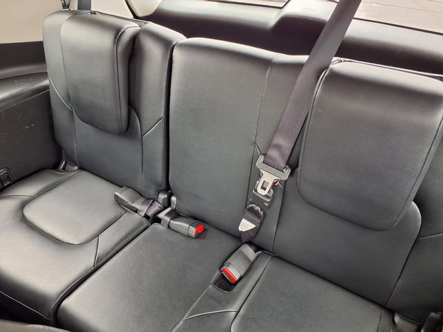 Used 2024 Nissan Armada SL w/ Captain's Chairs Package image 8