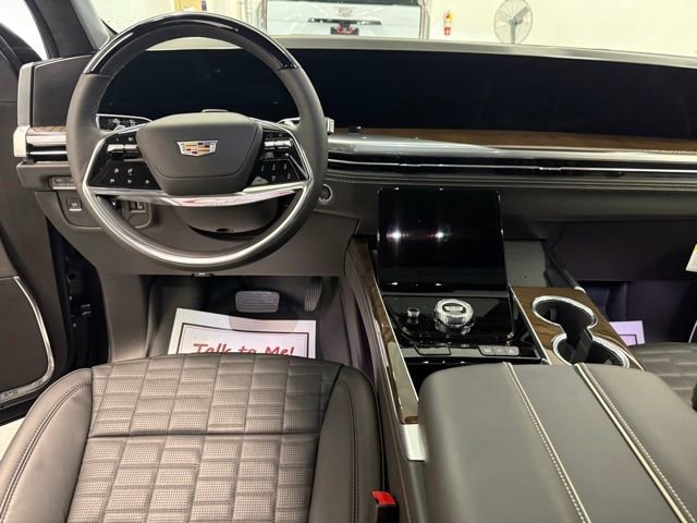 Used 2026 Cadillac Escalade ESV Platinum Sport w/ LPO, ONYX Package AWD/4WD image 14
