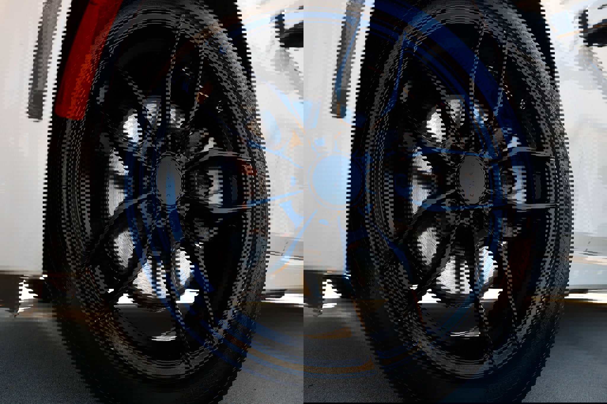 Used 2019 BMW 330i Sedan w/ Premium Package image 43