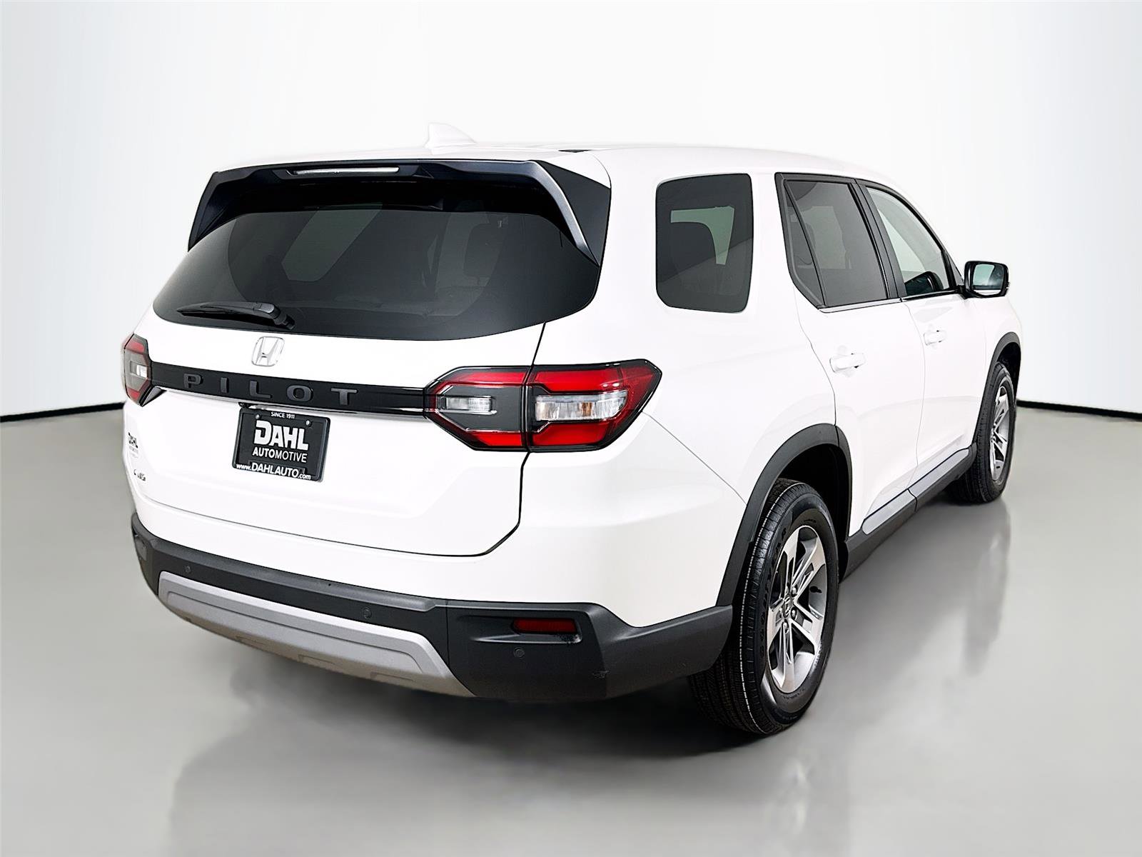 Used 2024 Honda Pilot EX-L image 13