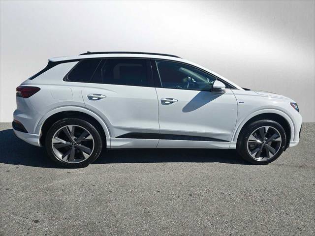 Used 2024 Audi Q4 e-tron Premium Plus image 2