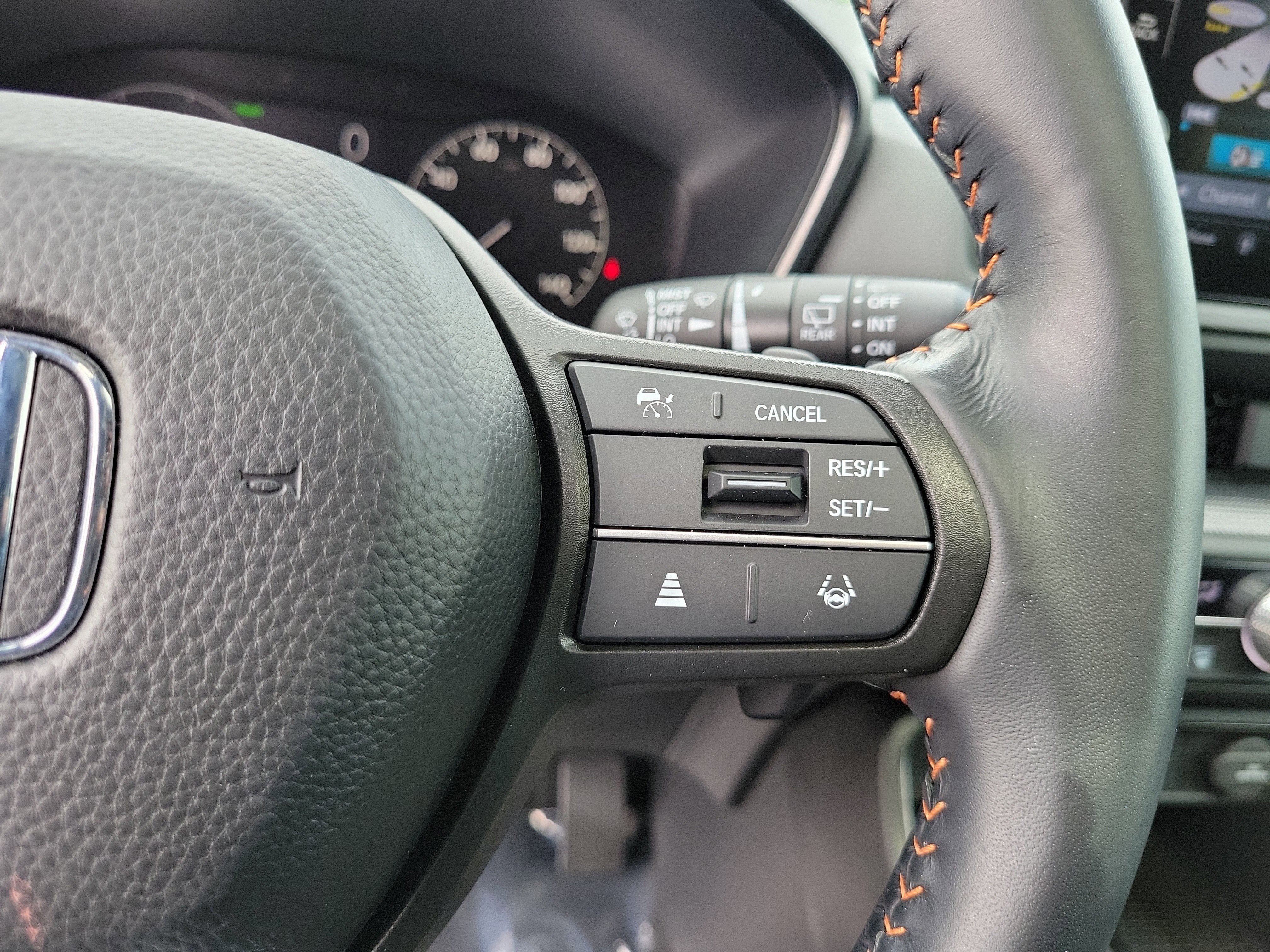 Used 2025 Honda CR-V Sport-L image 23