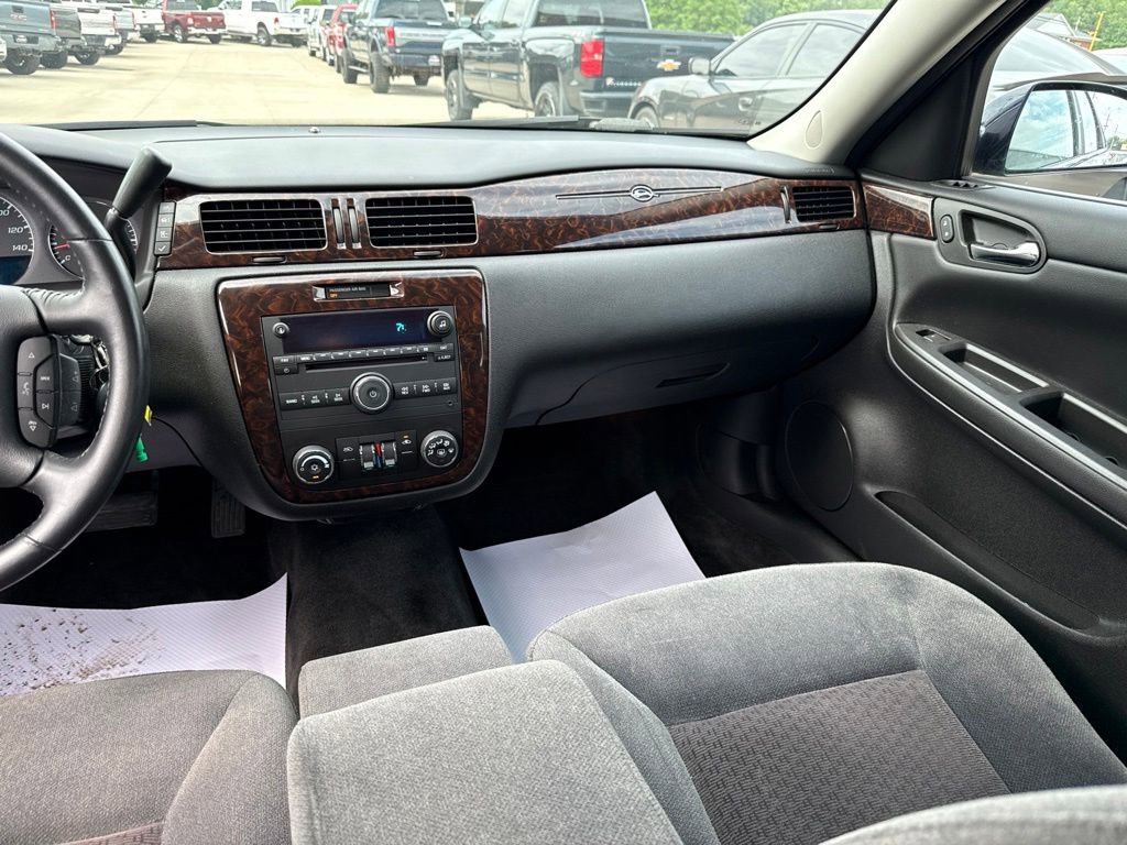 Used 2012 Chevrolet Impala LT FWD image 9
