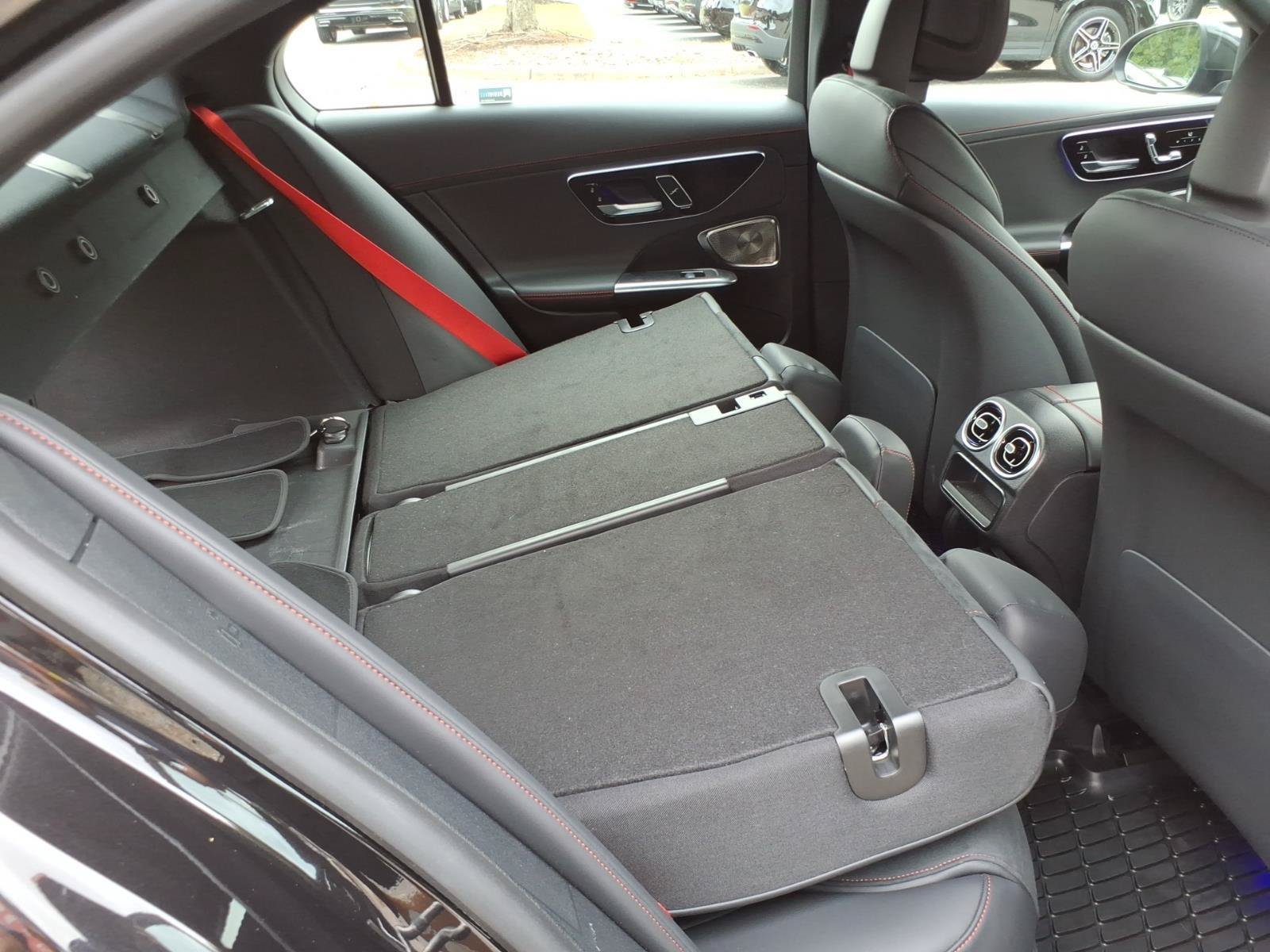 Used 2024 Mercedes-Benz C 43 AMG 4MATIC Sedan image 30