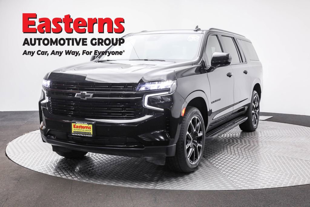 Used 2024 Chevrolet Suburban RST image 1