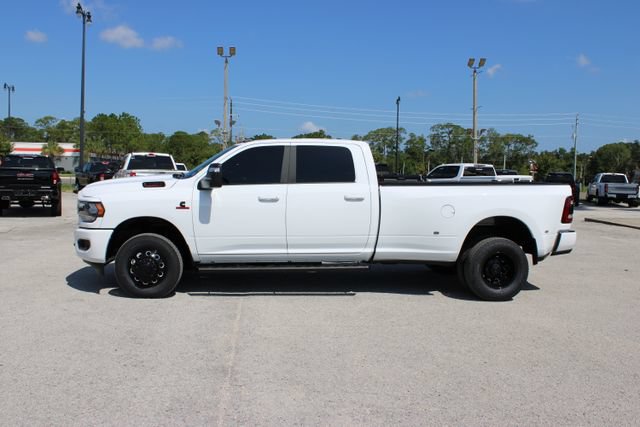 Used 2024 RAM 3500 Big Horn w/ Night Edition AWD/4WD image 6