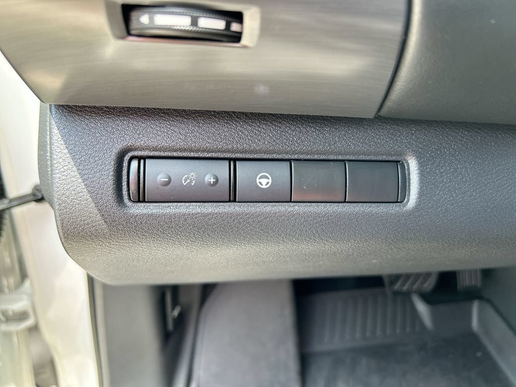 Used 2023 Nissan Pathfinder Rock Creek AWD/4WD image 14