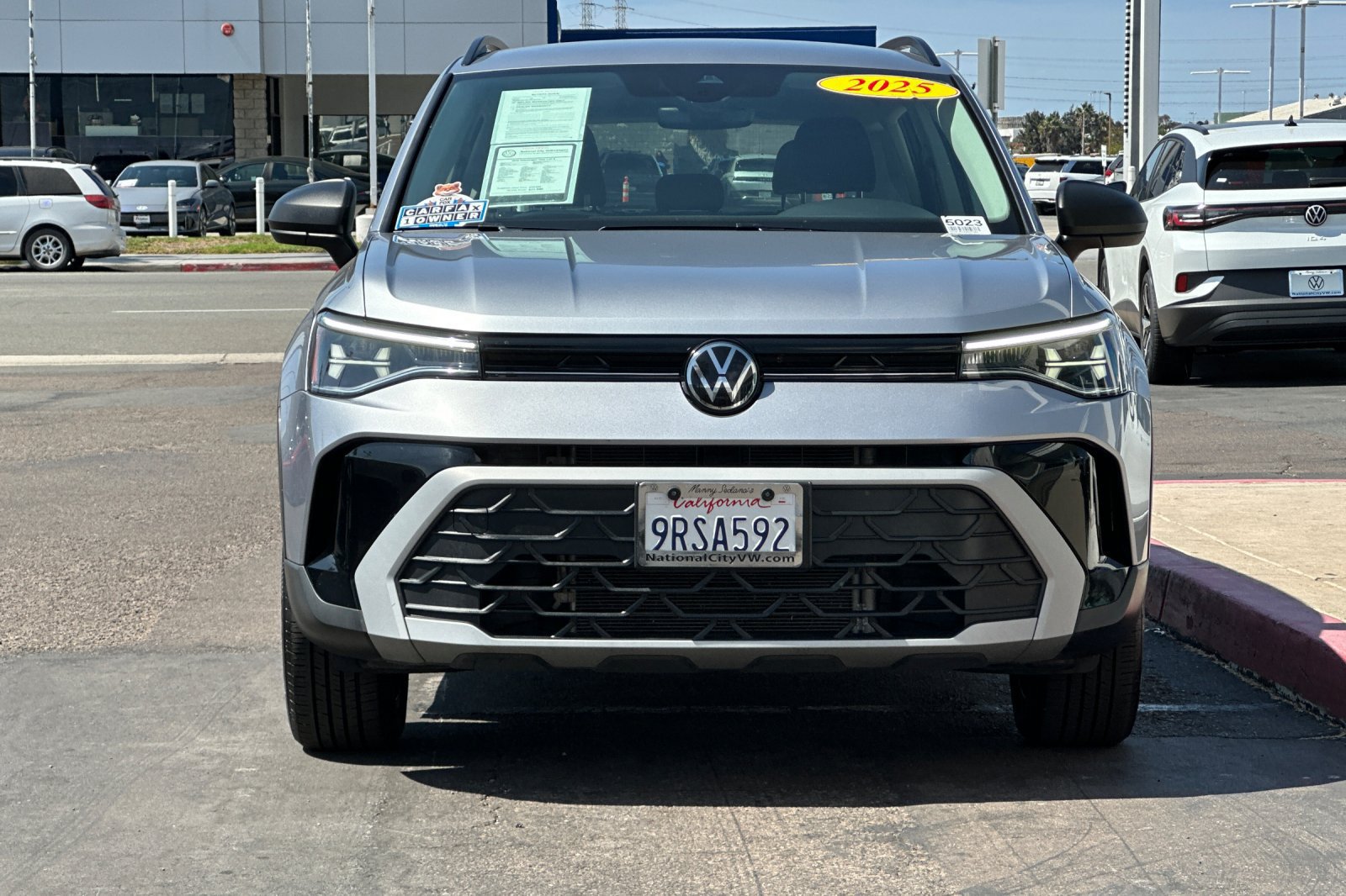 Used 2025 Volkswagen Taos S AWD/4WD image 9