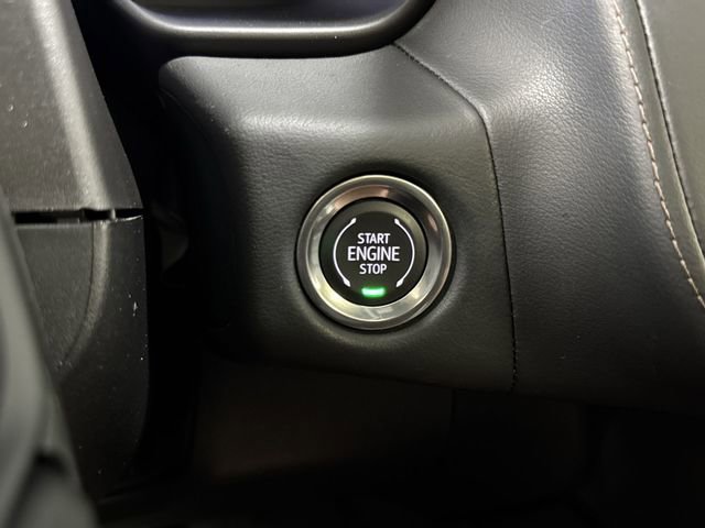 Used 2024 Chevrolet Tahoe High Country AWD/4WD image 19