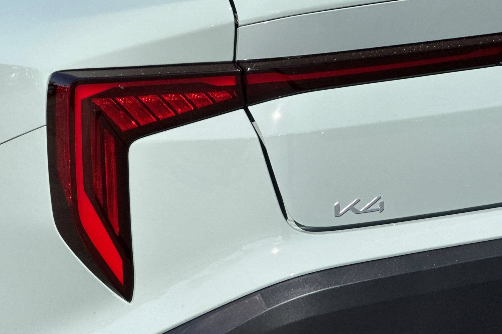 New 2026 Kia K4 FWD image 25