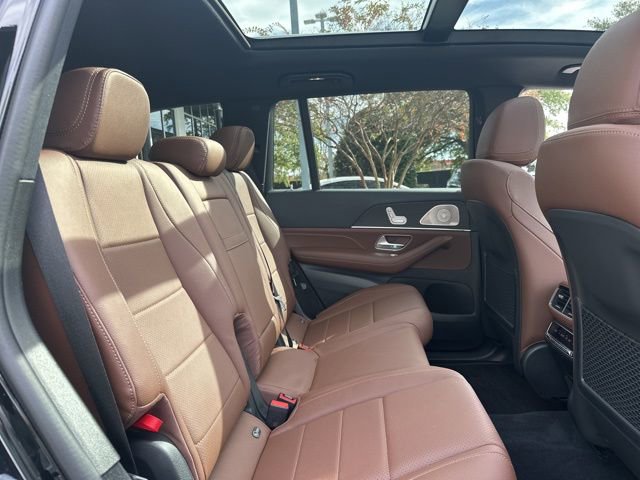 Used 2025 Mercedes-Benz GLS 450 4MATIC image 29