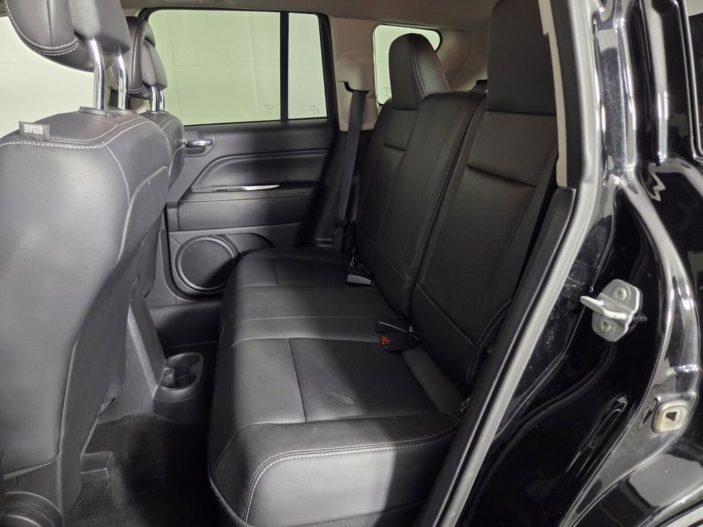 Used 2015 Jeep Compass High Altitude image 25