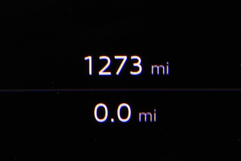 Used 2025 Audi Q5 Premium w/ Convenience Package image 32