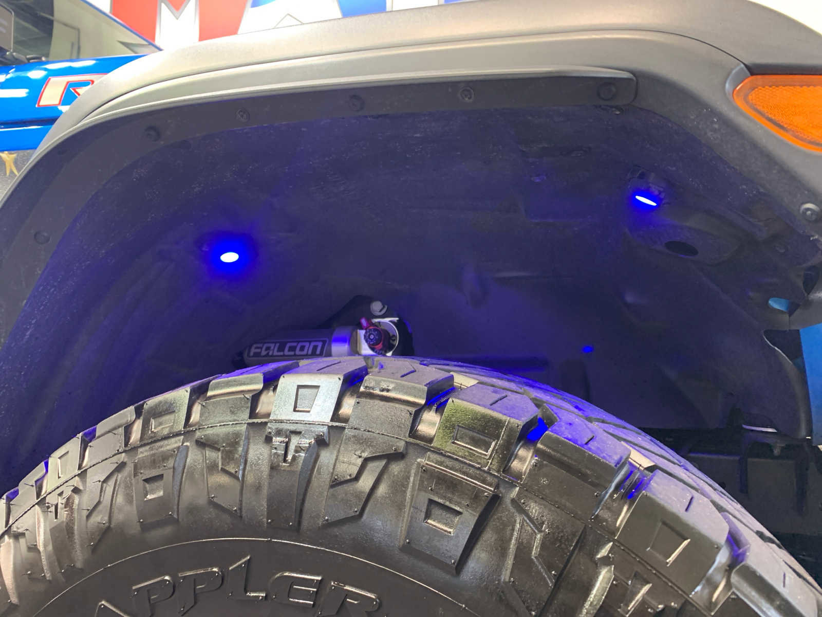 Used 2022 Jeep Gladiator Rubicon w/ LED Lighting Group AWD/4WD image 8