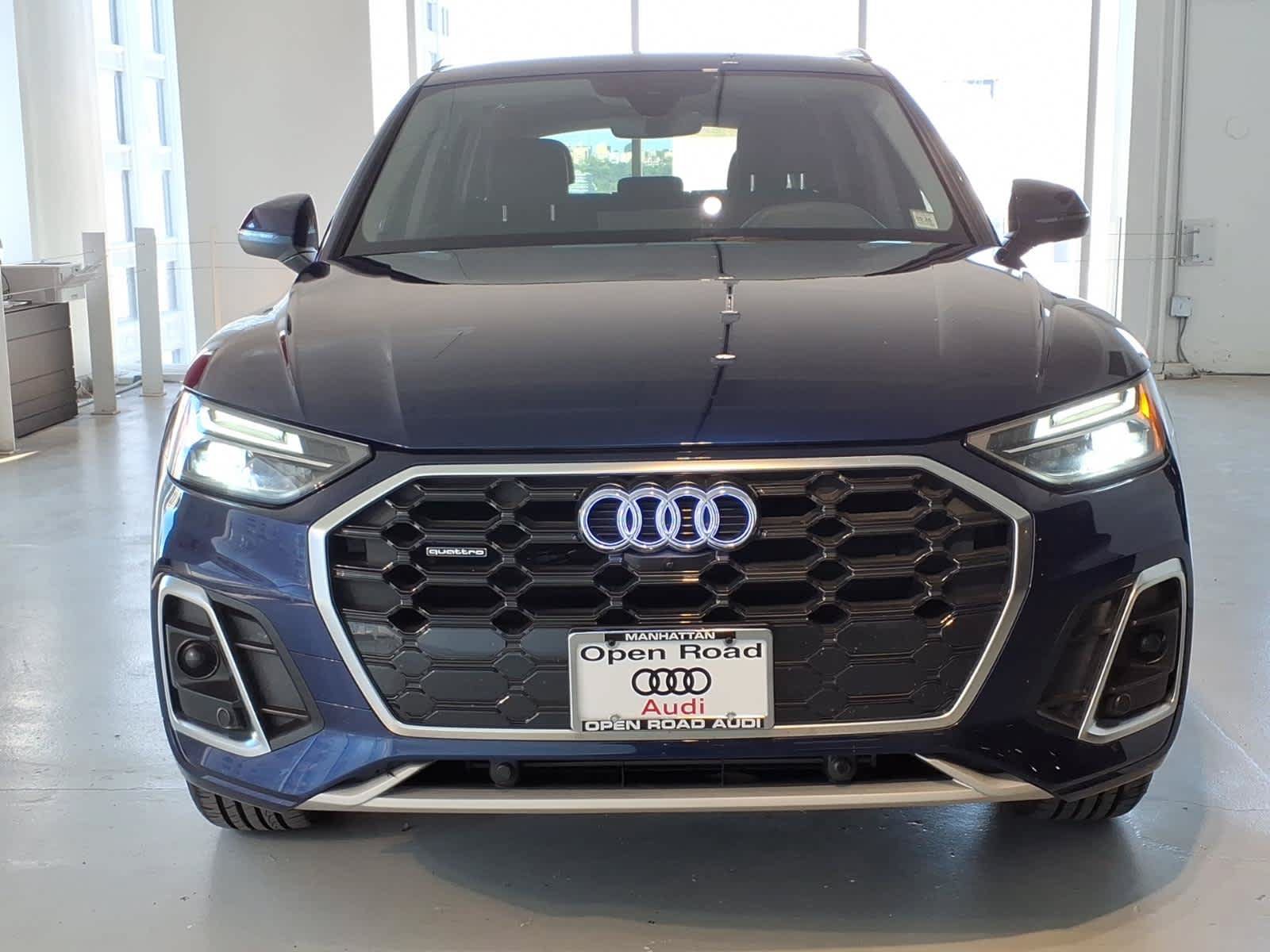 Used 2023 Audi Q5 2.0T Premium Plus w/ Premium Plus Package AWD/4WD image 2