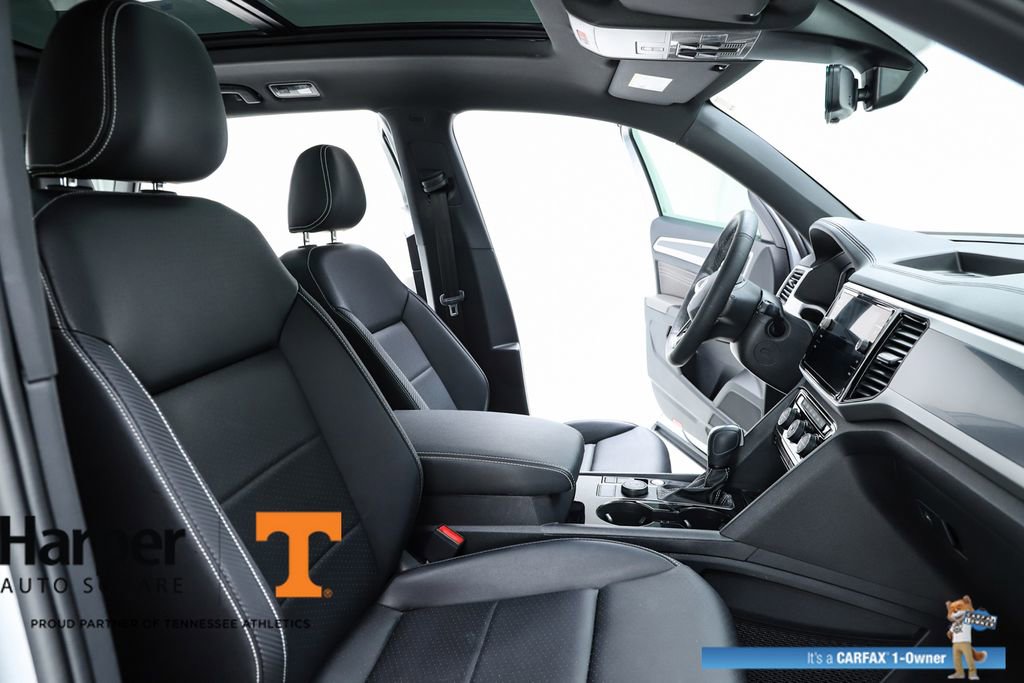 Used 2023 Volkswagen Atlas Cross Sport SEL R-Line image 75