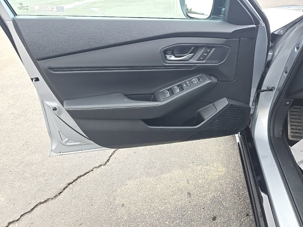 Certified 2025 Honda Accord Sport image 12