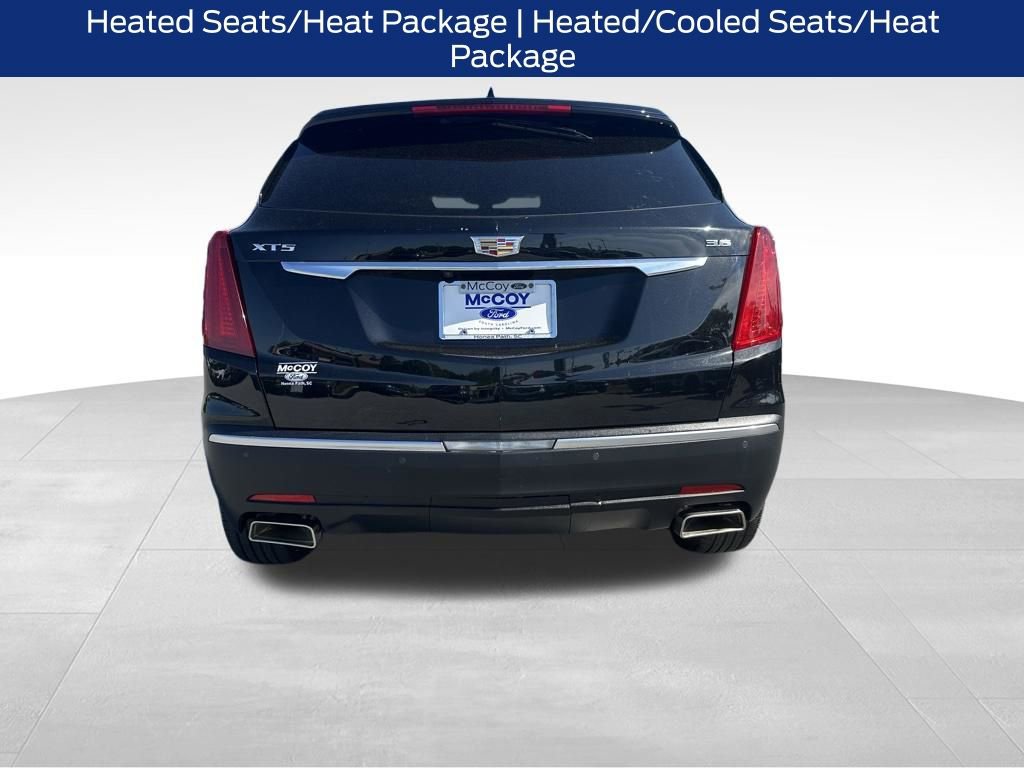 Used 2017 Cadillac XT5 FWD image 4