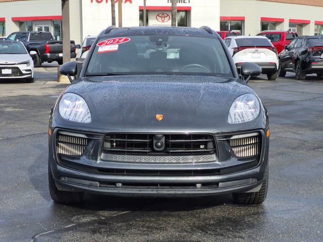 Used 2024 Porsche Macan S image 2