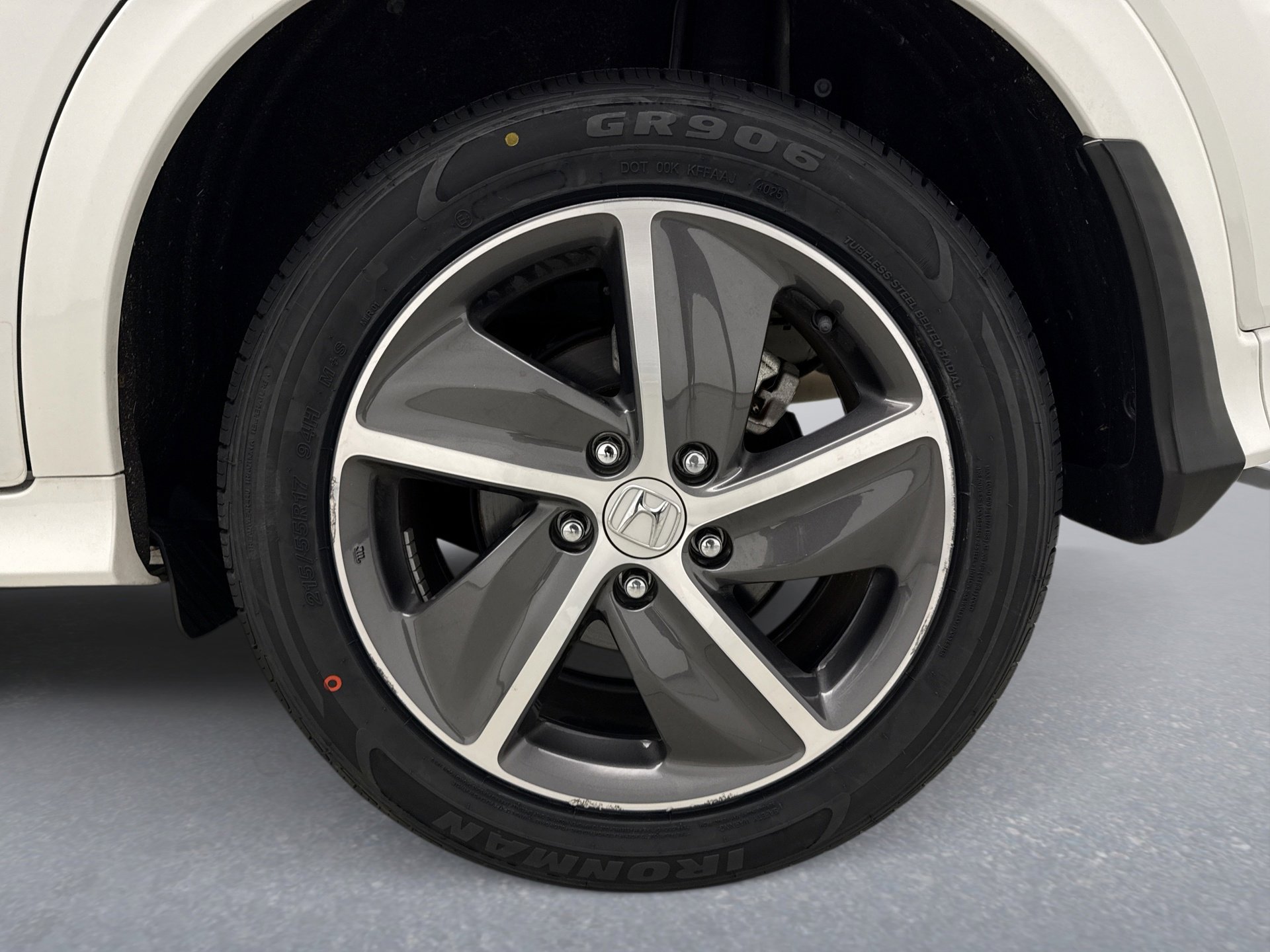 Used 2019 Honda HR-V Touring image 26