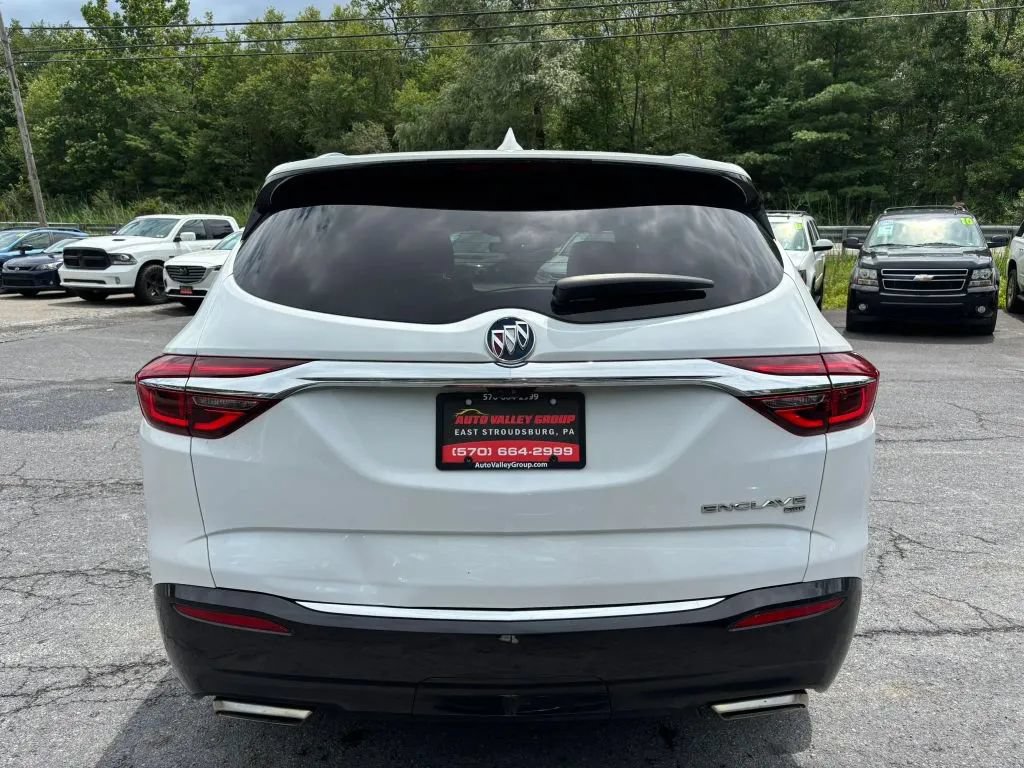 Used 2019 Buick Enclave Premium AWD/4WD image 7