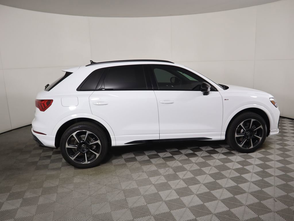Used 2025 Audi Q3 2.0T Premium Plus w/ Premium Plus Package AWD/4WD image 5