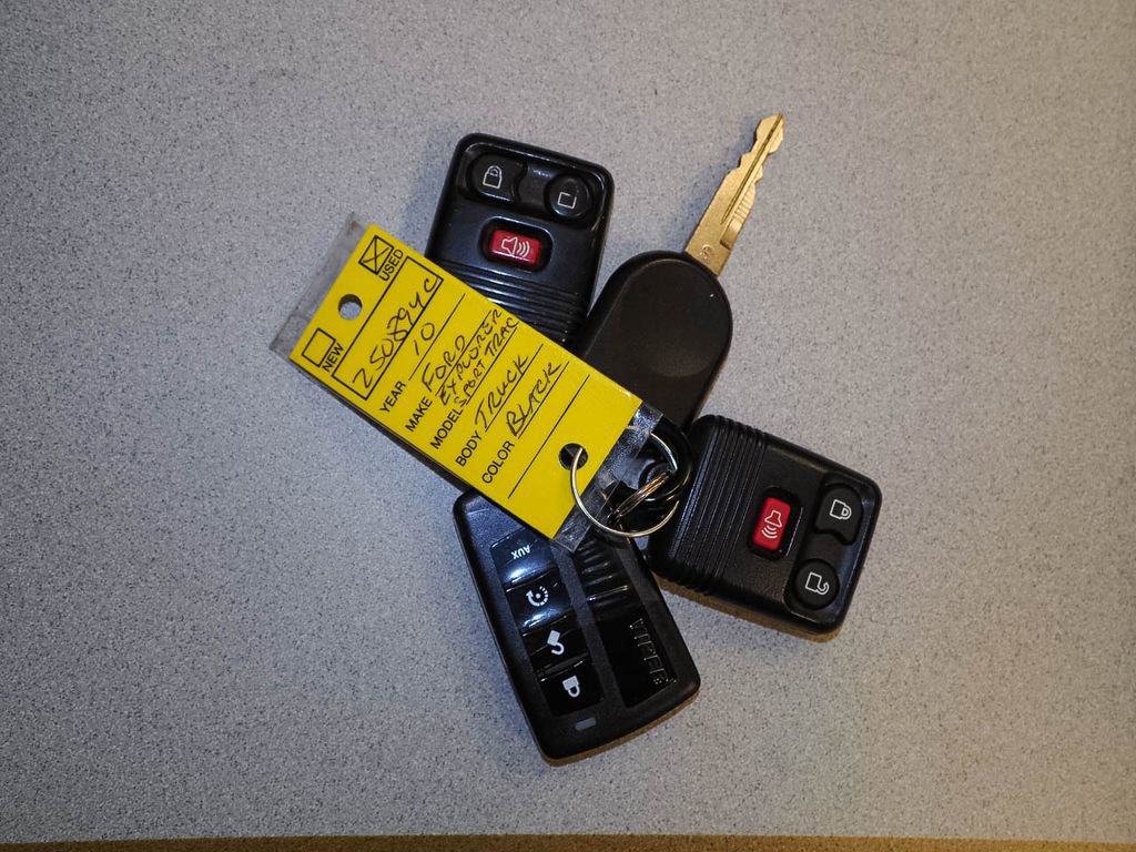 Used 2010 Ford Explorer Sport Trac Limited image 34