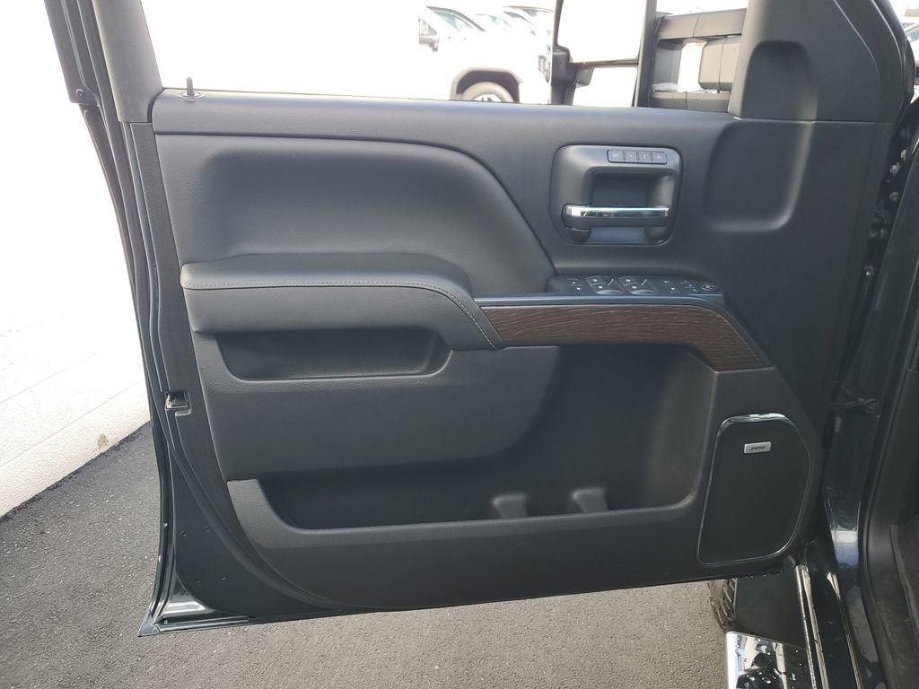 Used 2017 GMC Sierra 3500 Denali image 19