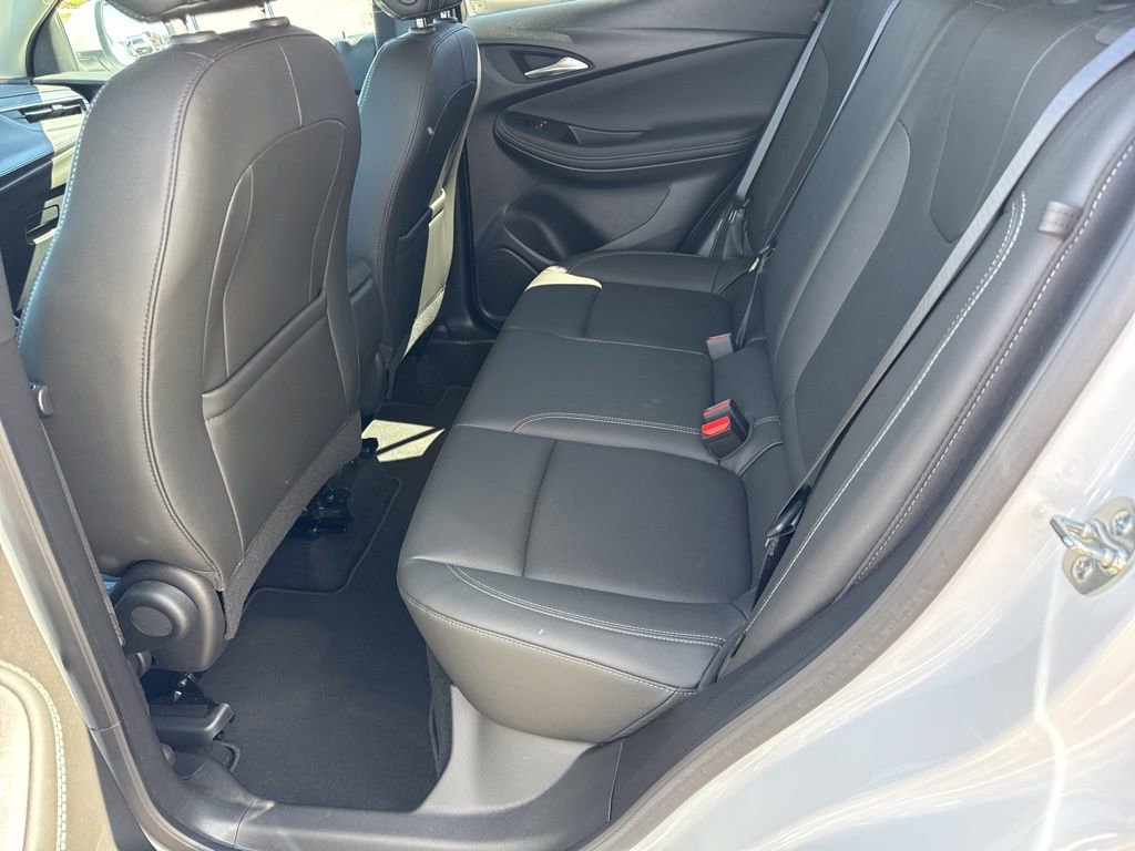 Certified 2024 Buick Encore GX Sport Touring image 35