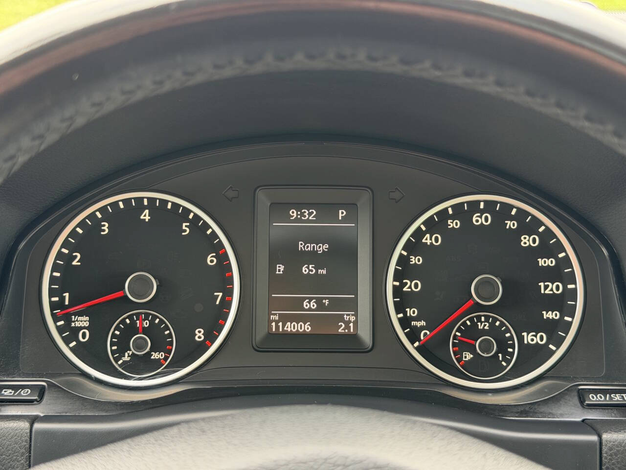 Used 2013 Volkswagen Tiguan SEL AWD/4WD image 17