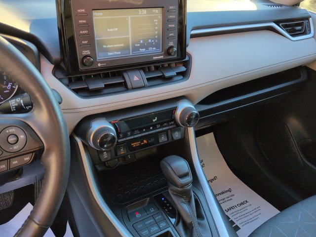 Certified 2022 Toyota RAV4 XLE image 22