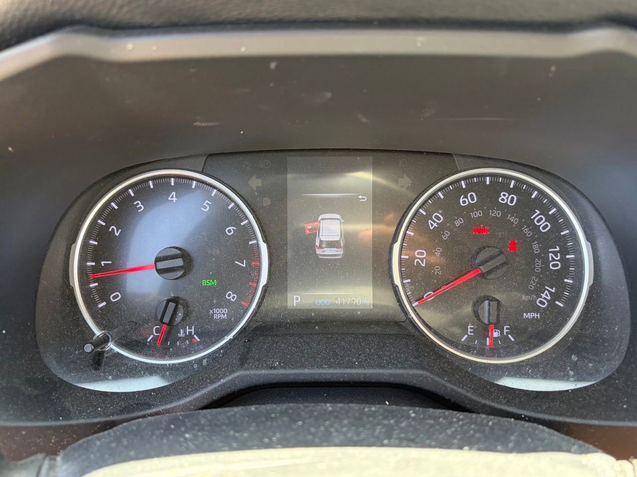 Used 2020 Toyota RAV4 XLE w/ Convenience Package FWD image 12