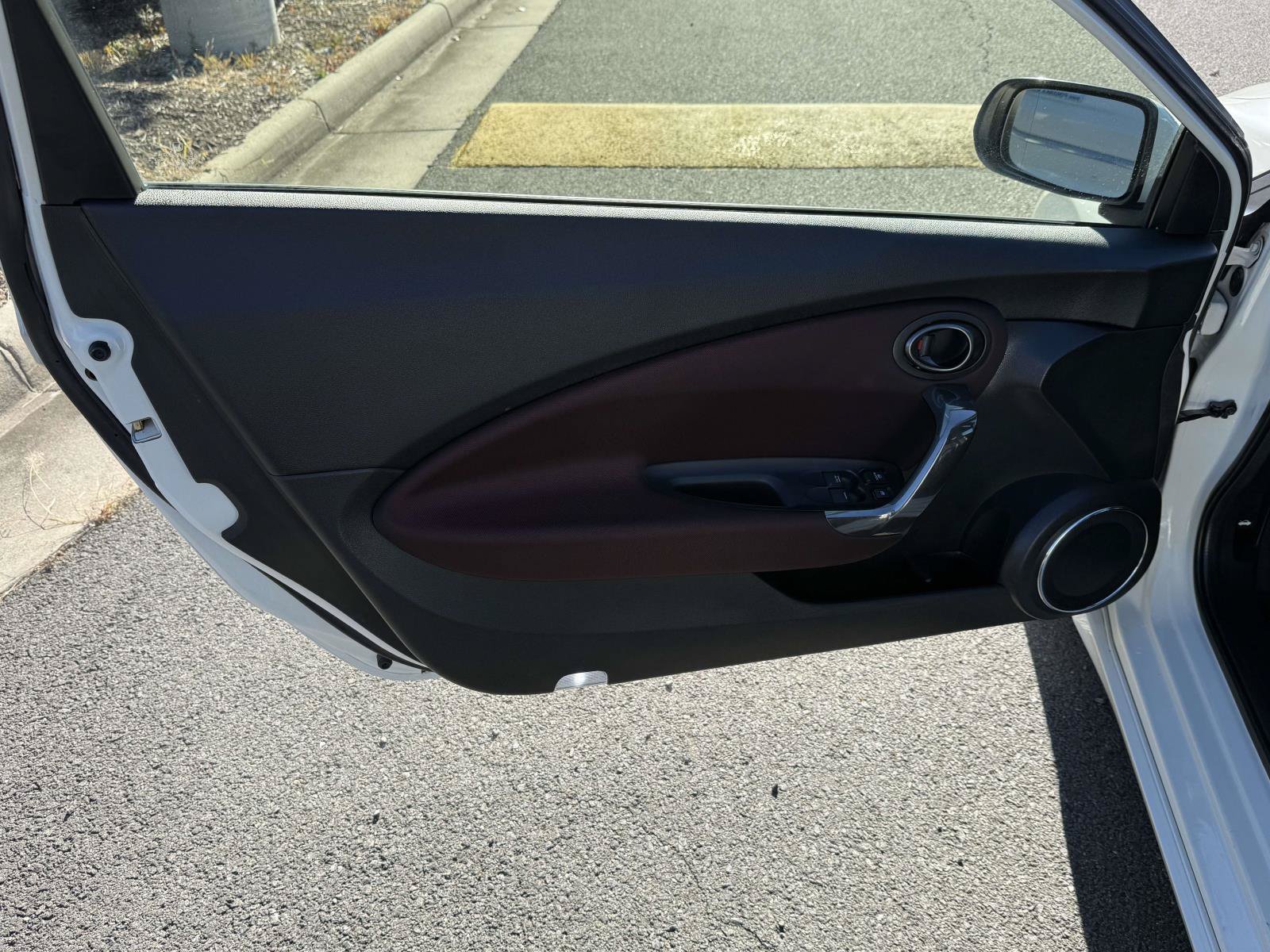 Used 2015 Honda CR-Z EX image 13