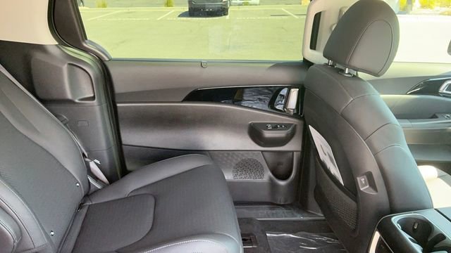 New 2026 Kia Carnival SX Prestige image 3