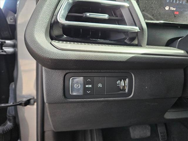 Used 2024 Chevrolet Traverse LT FWD image 26