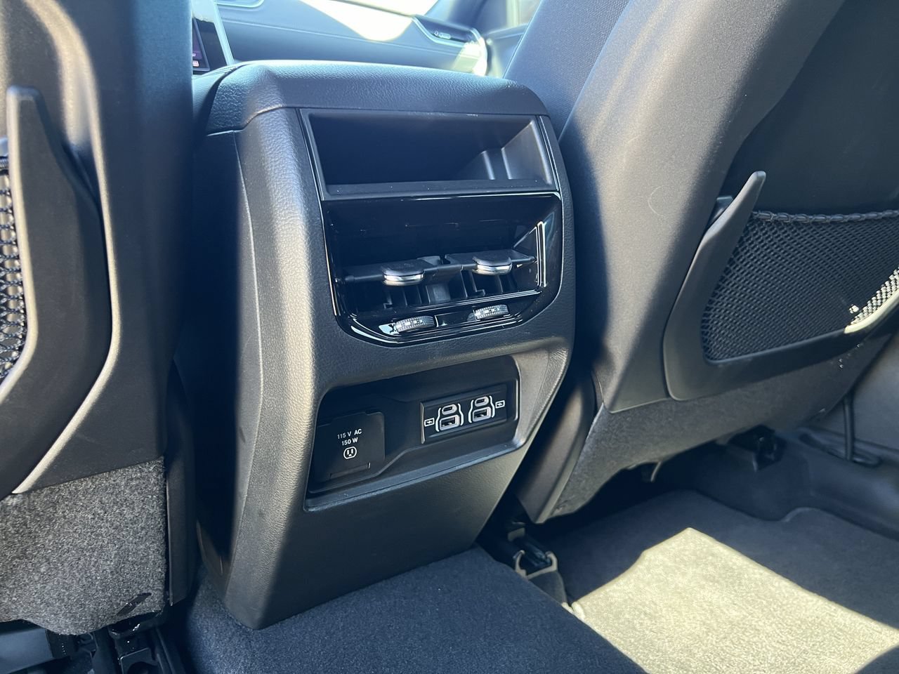 Used 2026 Jeep Grand Cherokee Laredo X AWD/4WD image 25