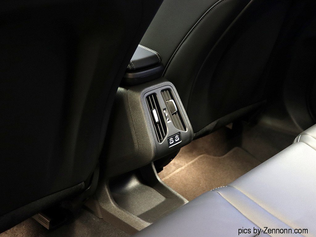 Certified 2025 BMW X1 xDrive28i image 14