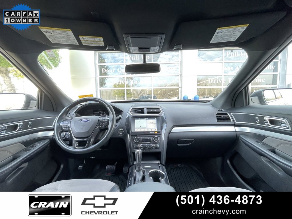 Used 2017 Ford Explorer XLT w/ Equipment Group 202A image 30