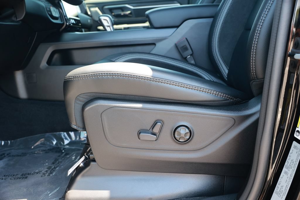 New 2026 RAM 1500 Rebel AWD/4WD image 19