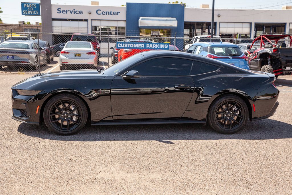 Used 2024 Ford Mustang GT Premium image 8