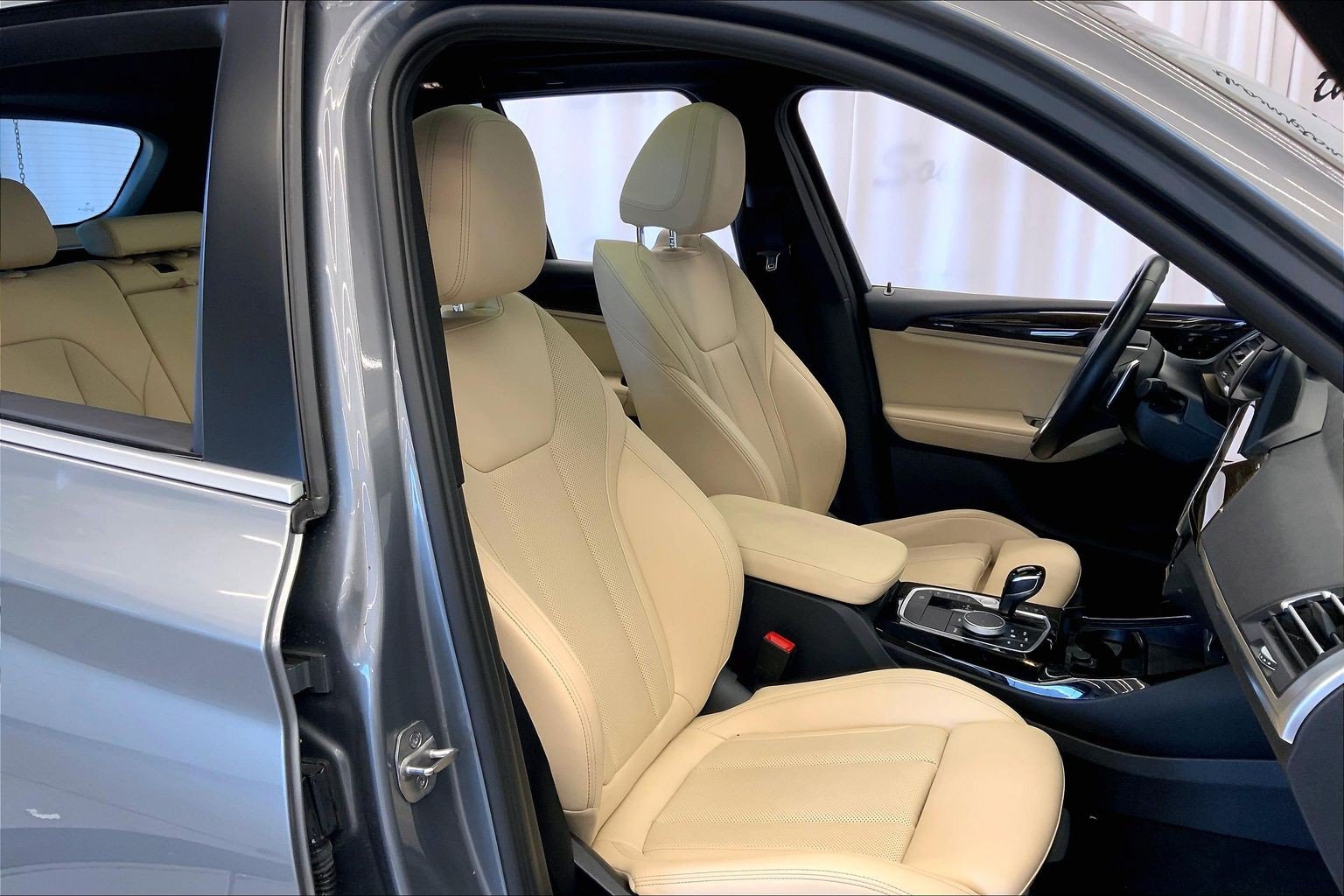 Used 2023 BMW X3 xDrive30i w/ Premium Package AWD/4WD image 17