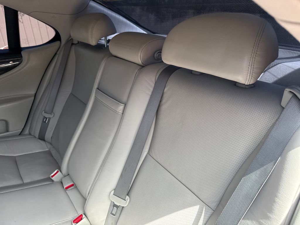 Used 2010 Lexus LS 460 AWD image 20