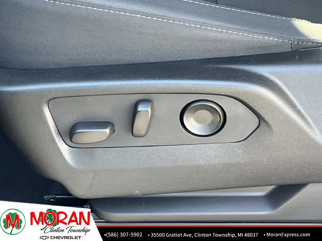 Certified 2025 Chevrolet Silverado 1500 RST AWD/4WD image 17