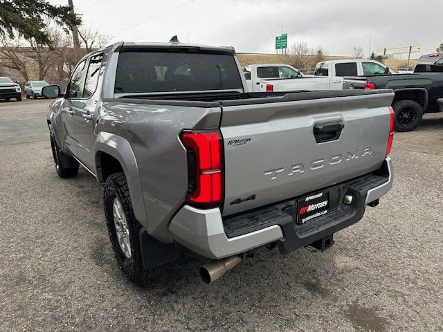 Used 2025 Toyota Tacoma TRD Sport image 7