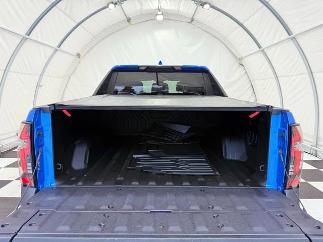 Used 2025 Chevrolet Silverado EV LT image 5