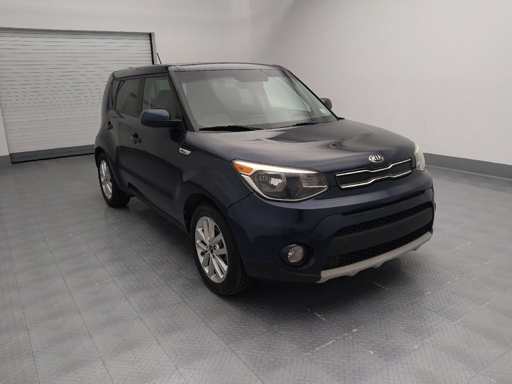 Used 2019 Kia Soul + image 13