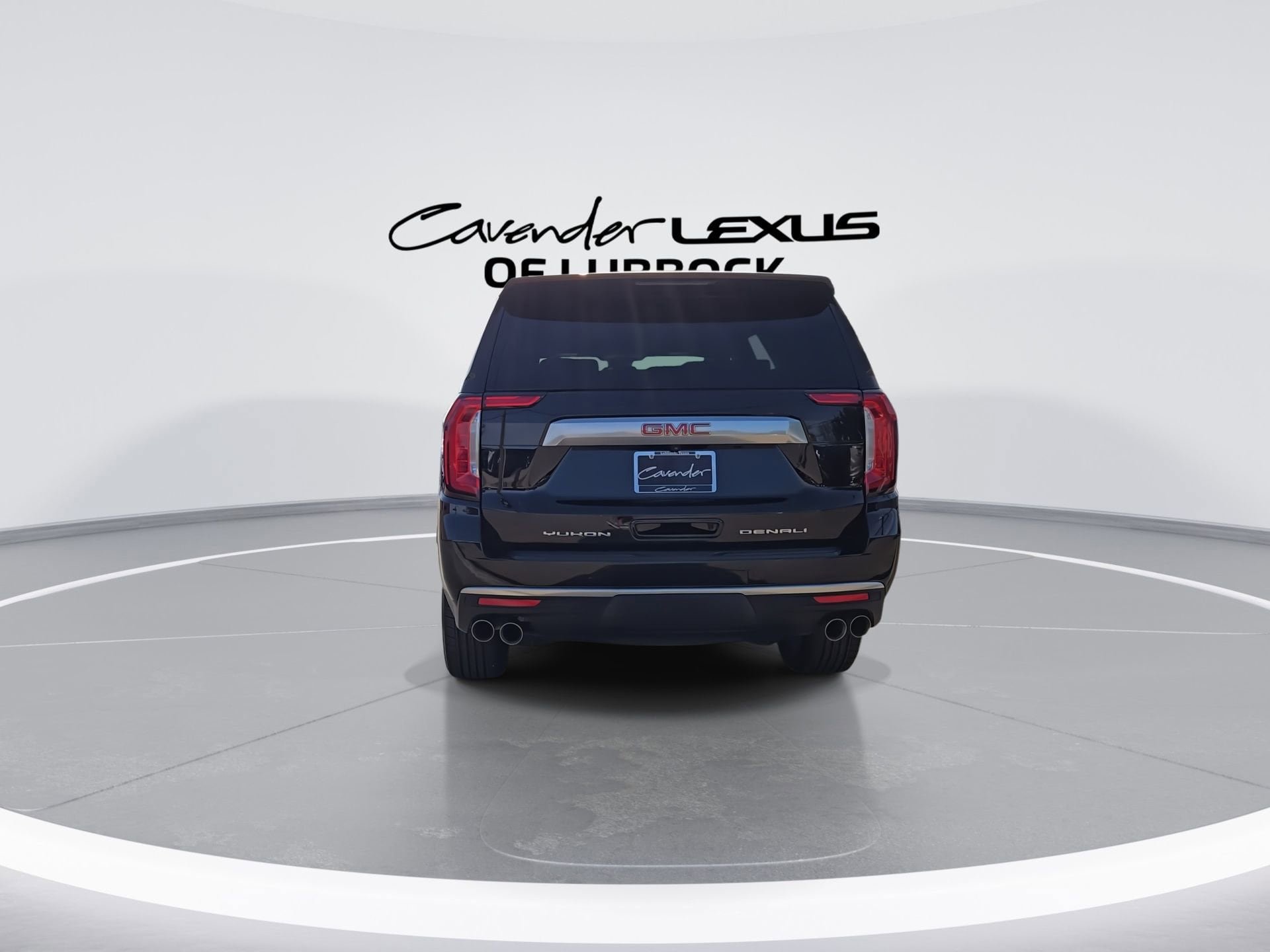 Used 2023 GMC Yukon Denali w/ LPO, Floor Liner Package AWD/4WD image 8