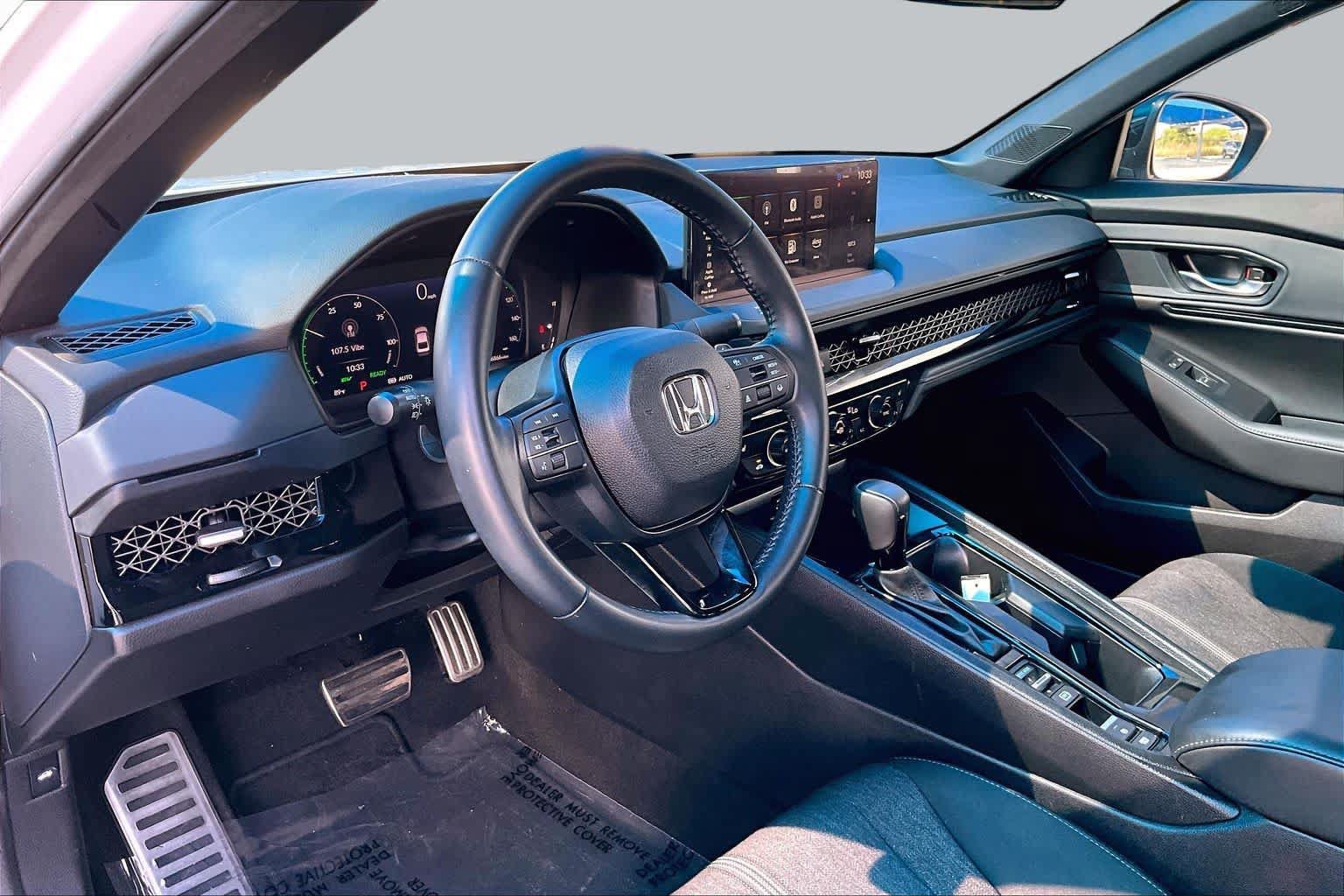 Used 2025 Honda Accord Sport image 18